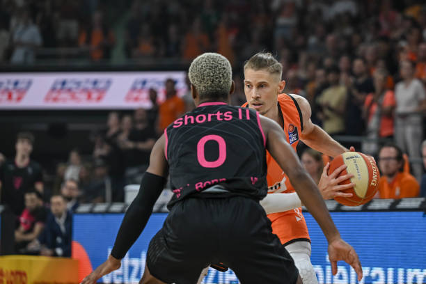 仅点燃了申 仅点燃了申